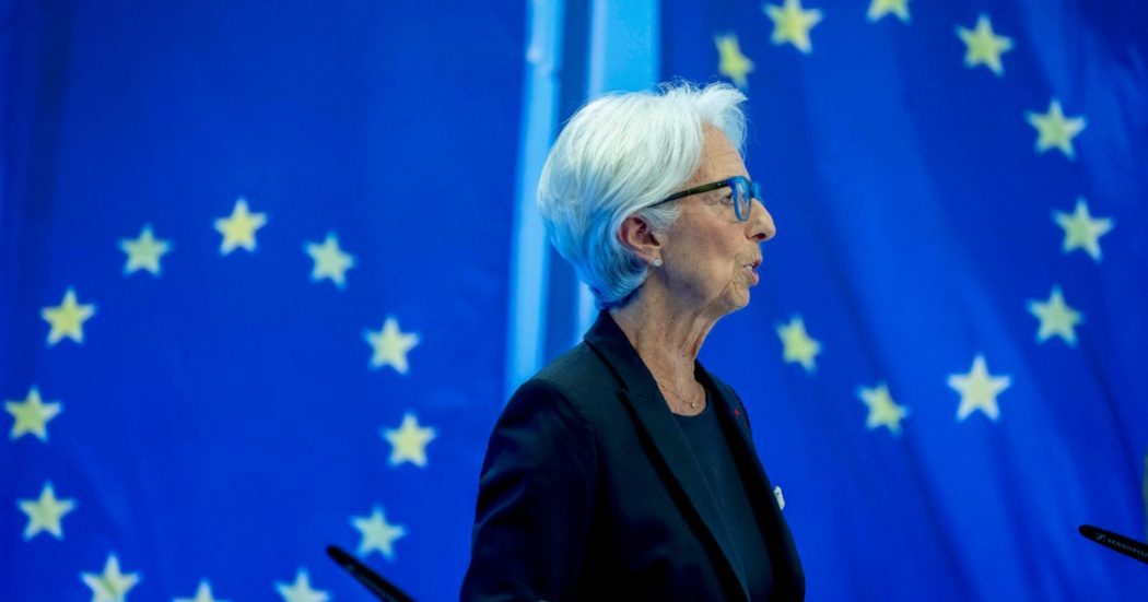La Bce alza i tassi di 75 punti base mentre l’Ue rischia la recessione: vincono i falchi. Lagarde ammette errori nelle stime sull’inflazione