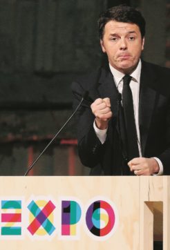 Copertina di Expo 2015. Solo Renzi è Felix