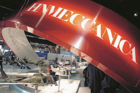 Copertina di Finmeccanica: Moretti vende  i suoi gioielli, governo in festa