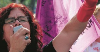 Emergenza salari, perché in Italia il lavoro è povero: strategie aziendali basate sulla compressione dei costi e sempre più precariato