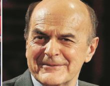 Copertina di M5S, Quirinarie col nemico: Bersani e Prodi candidati