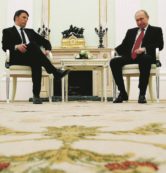 Copertina di “Molti sorrisi per nulla”, lo scetticismo russo