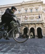 Copertina di Immobiliare Bankitalia: inquilini Vip, affitti bassi