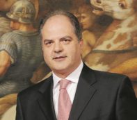 Copertina di Appalti e  rifugiati in Sicilia. Indagato sottosegretario Ncd