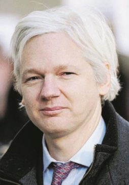 Assange, gli svedesi ora hanno paura della prescrizione