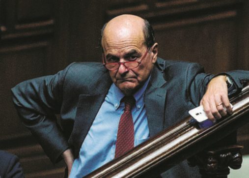 Bersani riunisce  i suoi 100 sul reddito di cittadinanza