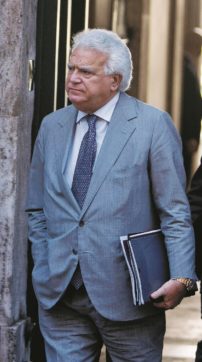 5 processi  per lui posson bastare: tutti i guai di Verdini