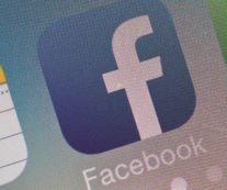 Copertina di Più sicurezza su Facebook