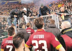 Copertina di Romanisti, come soffrire meno