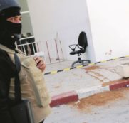 Copertina di Vino e fanatismo le due facce dell’Islam tunisino