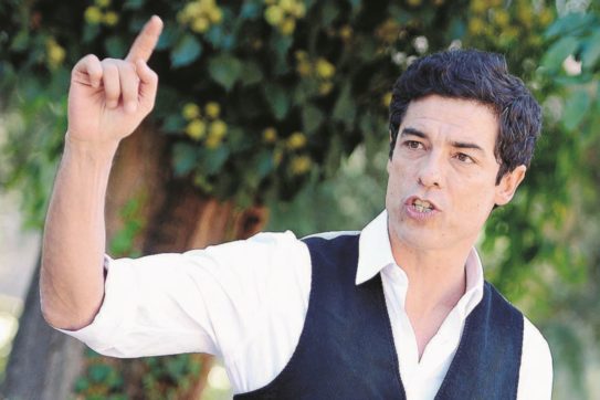 “Il Paese muore di corruzione, Barracciu lasci”