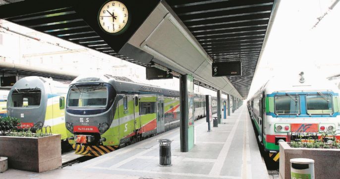 Ferrovie nord: bar, profumi e multe stellari a spese nostre