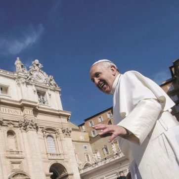 Copertina di Il Vaticano cede sul fisco e salva gli immobili dall’imu