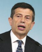 Copertina di Burocrati, appalti, leggi:  cosa farà Graziano?