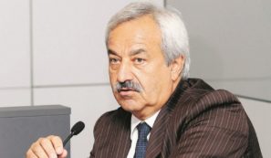 Copertina di D’Alema “sputtanato” dagli amici, non dai pm