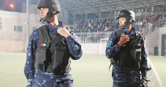 La guerra  si vince  con un dribbling