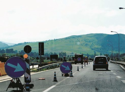 A Est e a Ovest dell’abisso