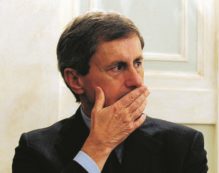 Copertina di Alemanno: “Carminati non lo conosco”