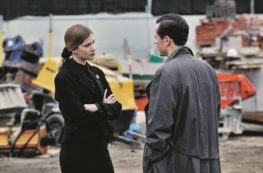 Copertina di Non sono perfetta ma per 1992  mi assolvo:   Bibi è odiosa, non io