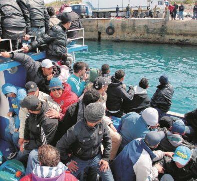 Copertina di Said e gli altri mille. Storie di  naufraghi  e criminali del mare