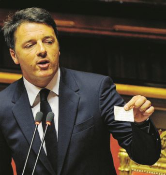 Copertina di Renzi parla di guerra ma non può combattere