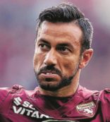 Copertina di Quagliarella, la lunga tournée forse è finita