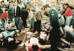 Copertina di Curva Zeta, niente selfie: qui sono morti in 39