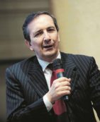 Copertina di Rai, tra un annuncio e l’altro regna ancora la Gasparri