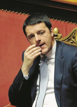 Renzi scappa da De Luca e corre a Genova dalla Paita