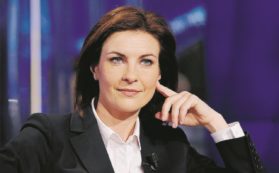 Copertina di Cara Moretti, spieghi i misteri della sua fondazione