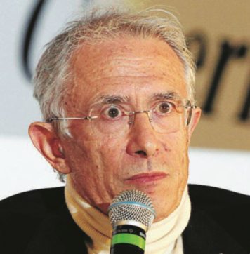 Gli avvocati “processano” Tinti