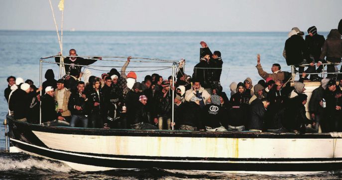 Noi, gli indifferenti con la memoria corta