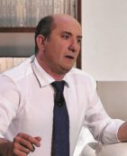 Copertina di Albanese il renziano, prima ridi poi ti disperi