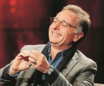 Copertina di Bonolis: “Sto bene da morto”