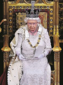 Londra, applausi alla regina: l’Europa è sempre più lontana