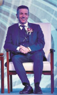 Infront, lo zio, il nipote  e il monopolio del pallone