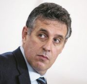 Copertina di Fuga di Santapaola, confronto pm-Ros