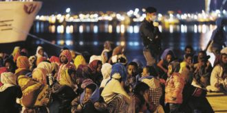 Copertina di Migranti, l’inutile muro verde