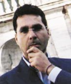 Copertina di “Aiutiamo Alemanno, è stato pure in galera”