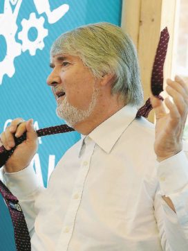 Copertina di Lavoro nero, Poletti nega il condono ma c’è lo sconto