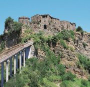 Copertina di La città non vuole Morire