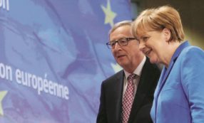 Copertina di Grecia verso il default, crollano le Borse ma l’euro regge ancora