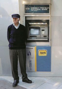 Copertina di Nessun limite per bancomat e carte straniere