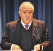 Copertina di Il pentito rivela: Dell’Utri minacciò Mangano