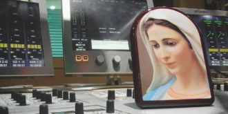 Copertina di Il diavolo non basta più, Radio Maria contro i gufi