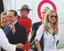 Copertina di Polvere di stelle, tutte le piste si fermano ad Arcore