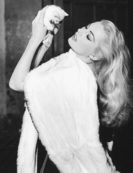 Copertina di Omaggio o eresia?  Gli Usa vogliono rifare  “La Dolce Vita”