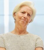 Copertina di Fmi schizofrenico sul debito greco: “Non è rimborsabile”