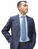 Copertina di Metà Grillo, metà Casaleggio Lo  strano caso Luigi Di Maio