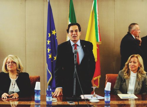 Sicilia, aggrappati al seggio  L’isola del Pd non cambia verso